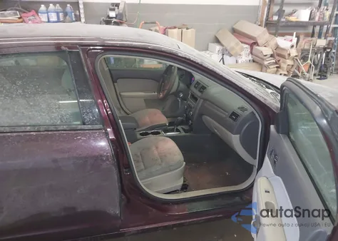 2012 Ford Fusion S из США, поврежденный, VIN 3FAHP0GA8CR353691